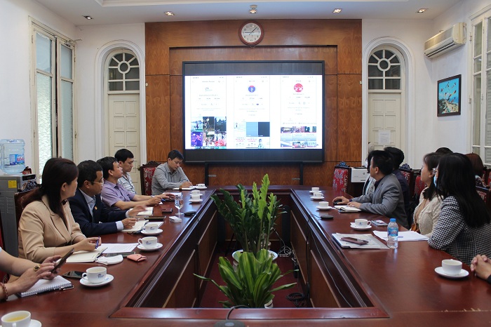 Đại diện TikTok Việt Nam giới thiệu tổng quan về ứng dụng